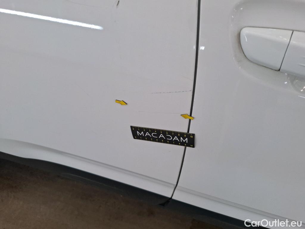  Citroen  C4 Cactus  Shine Business 1.2 PureTech 130CV BVA6 E6d #14