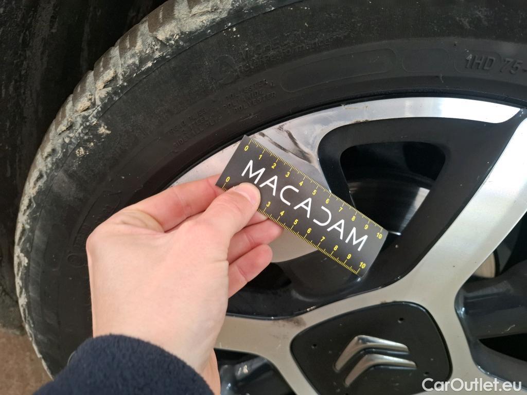  Citroen  C4 Cactus  Shine Business 1.2 PureTech 130CV BVA6 E6d #59