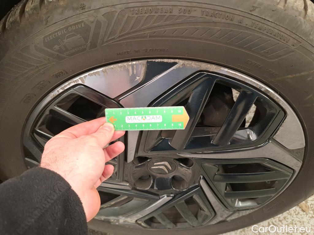  Citroen  C4  Berline Shine Pack 1.5 BlueHDI 130CV BVA8 E6d #4