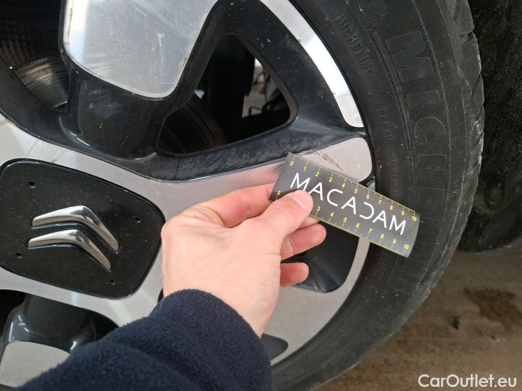  Citroen  C4 Cactus  Shine Business 1.2 PureTech 130CV BVA6 E6d #32