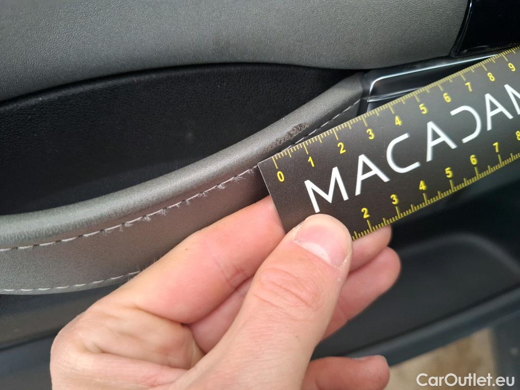  Citroen  C4 Cactus  Shine Business 1.2 PureTech 130CV BVA6 E6d #54