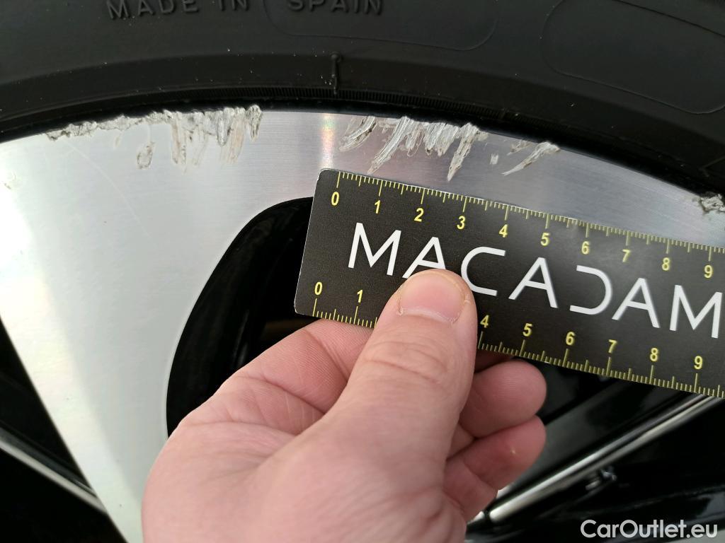  DS  DS7 7 Crossback Grand Chic 2.0 BlueHDi 180CV BVA8 E6dT #4