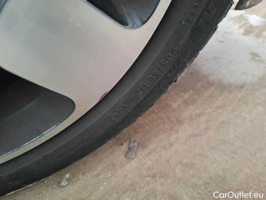  Citroen  C4 Cactus  Shine Business 1.2 PureTech 130CV BVA6 E6d #18