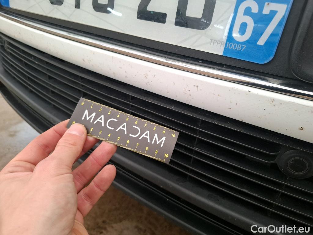  Citroen  C4 Cactus  Shine Business 1.2 PureTech 130CV BVA6 E6d #9