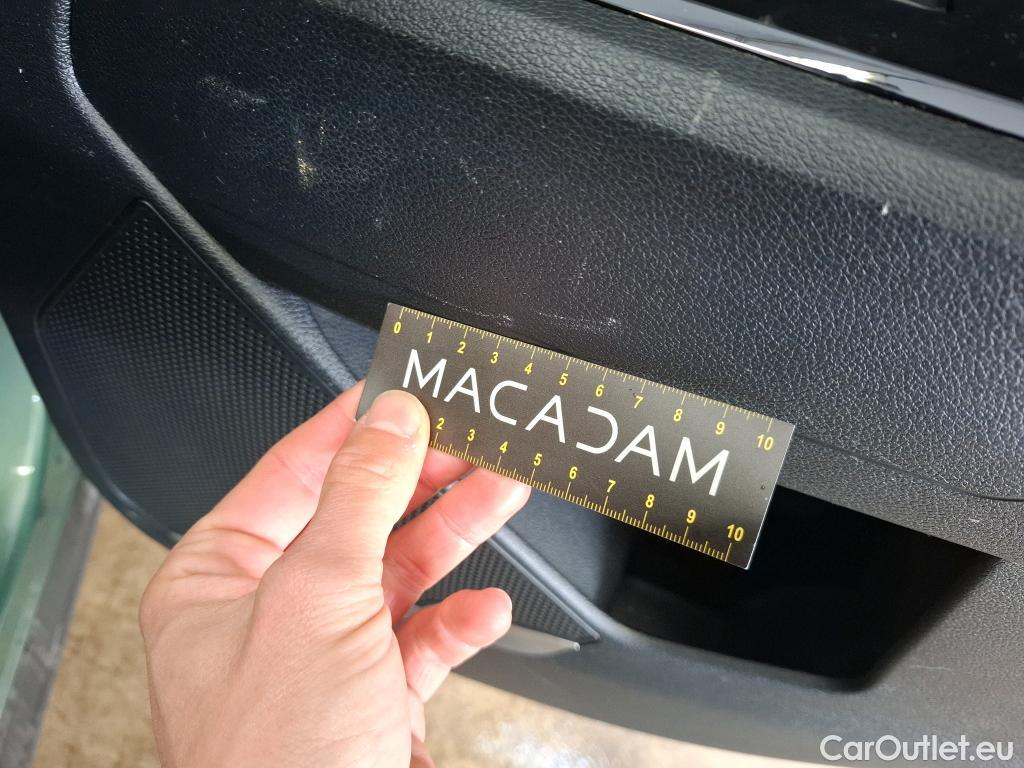  KIA  Sportage KIA  / 2021 / 5P / SUV 1.6 T-GDI 265 PHEV AUTO 4WD DESIGN #22