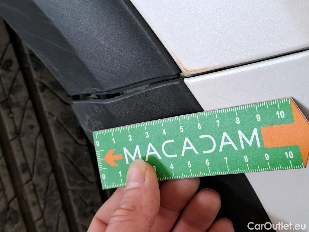  KIA  Niro KIA  5p Berline 1.6 GDI Plug-In Hybrid PREMIUM DCT6 #34