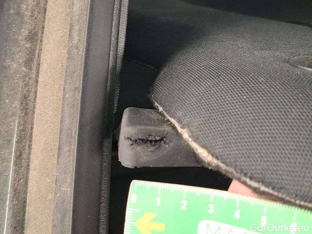  Mercedes  GLA MERCEDES-BENZ  / 2020 / 5P / SUV 2.0  200 D BUSINESS LINE DCT #20