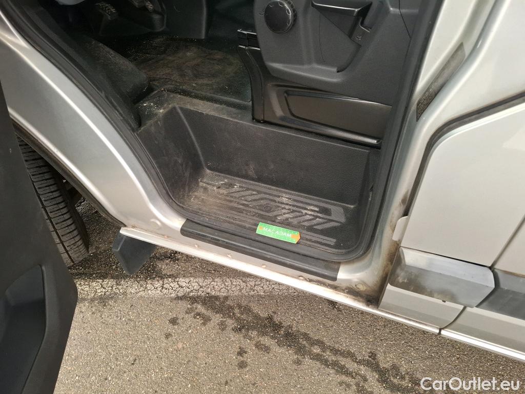  Ford  Transit  Custom/Tourneo Custom Combi 300 L1 Trend 2.2 TDCi 100CV BVM6 9 Sieges E5 #40