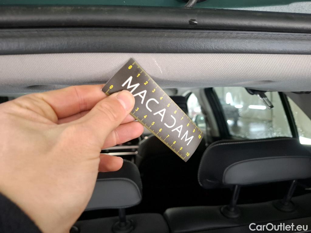  KIA  Sportage KIA  / 2021 / 5P / SUV 1.6 T-GDI 265 PHEV AUTO 4WD DESIGN #40