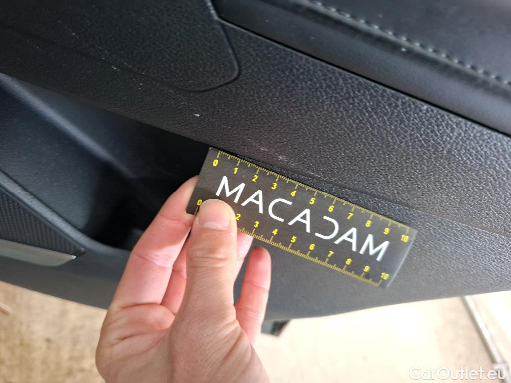  KIA  Sportage KIA  / 2021 / 5P / SUV 1.6 T-GDI 265 PHEV AUTO 4WD DESIGN #25