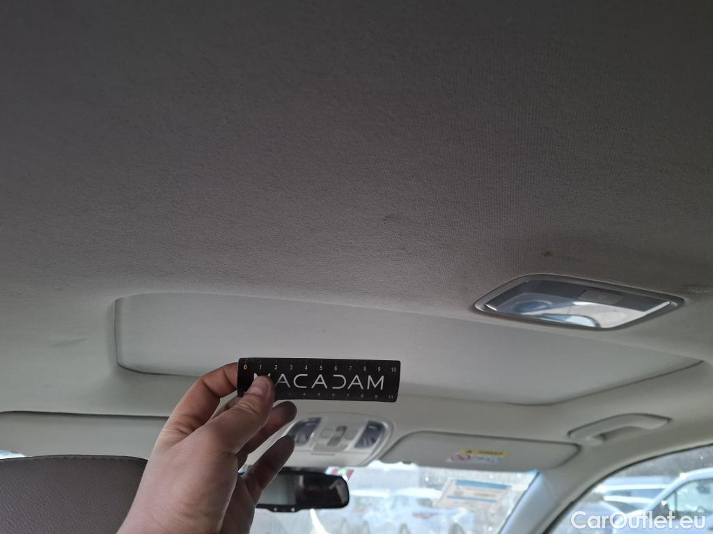  KIA  Niro KIA  5p Berline 1.6 GDI Plug-In Hybrid PREMIUM DCT6 #89