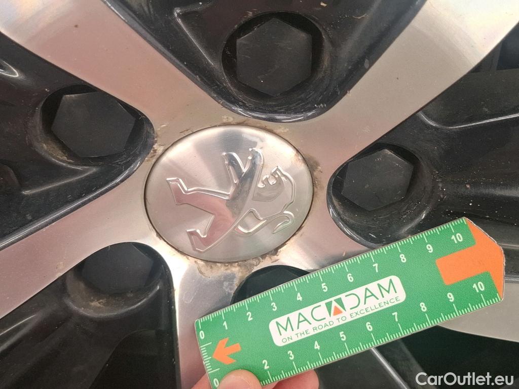  Peugeot  3008  Allure Business 1.5 HDi 130CV BVM6 E6dT #15