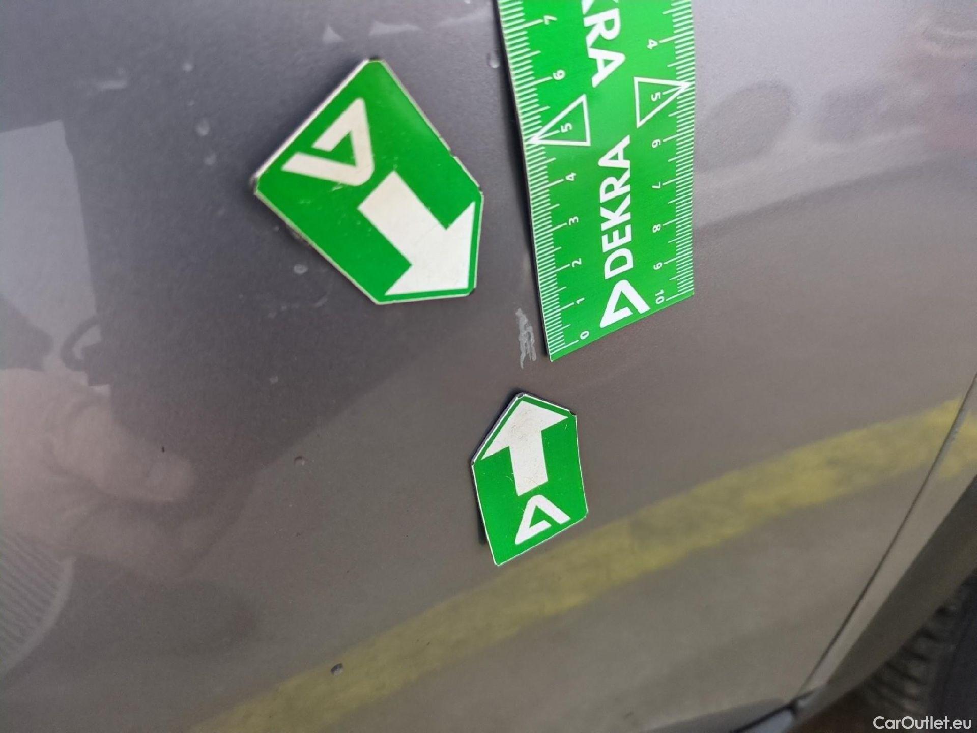  Peugeot  3008  Active Business 1.5 HDi 130CV BVA8 E6d #42