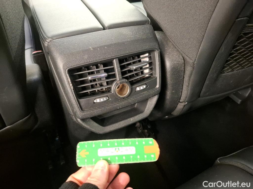  Peugeot  3008  Allure Pack 1.5 HDi 130CV BVM6 E6d #9