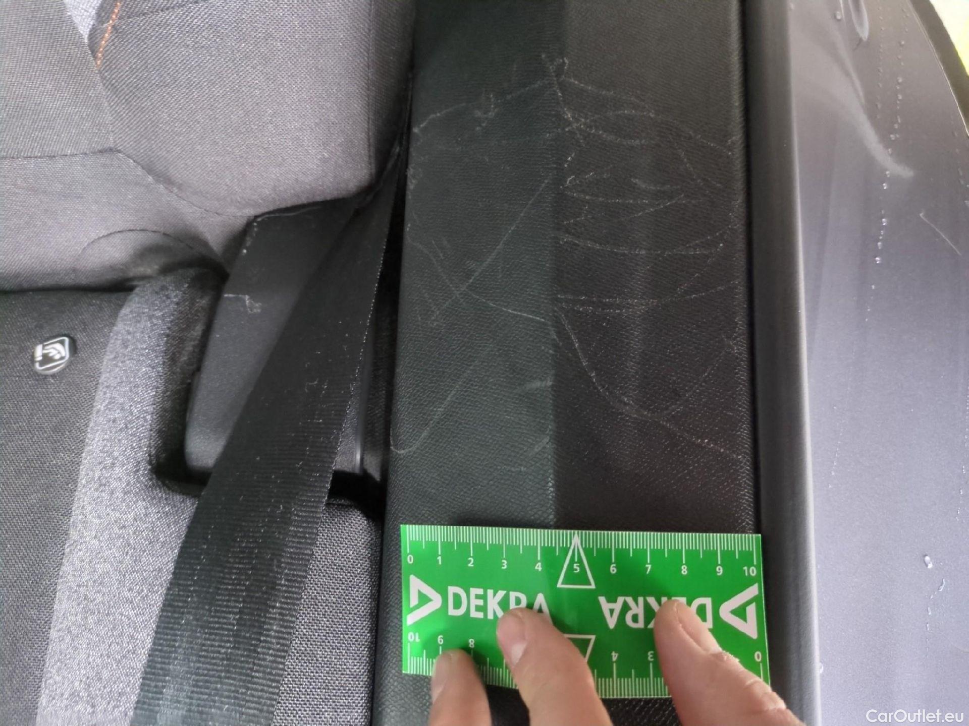  Peugeot  3008  Active Business 1.5 HDi 130CV BVA8 E6d #31