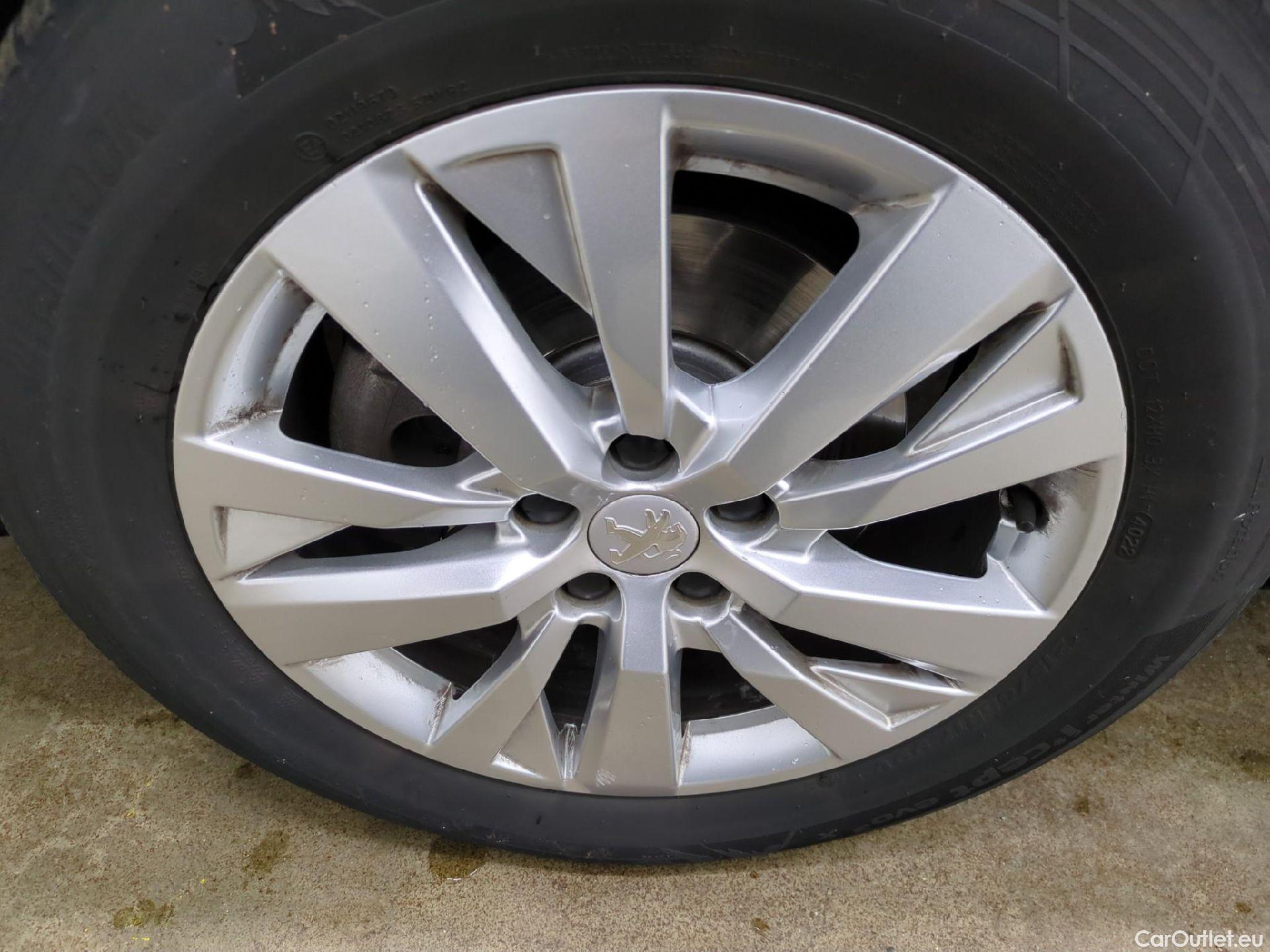  Peugeot  3008  Active Business 1.5 HDi 130CV BVA8 E6d #21