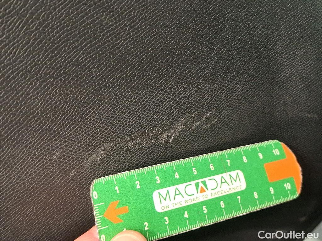  Peugeot  3008  Allure Pack 1.5 HDi 130CV BVM6 E6d #4