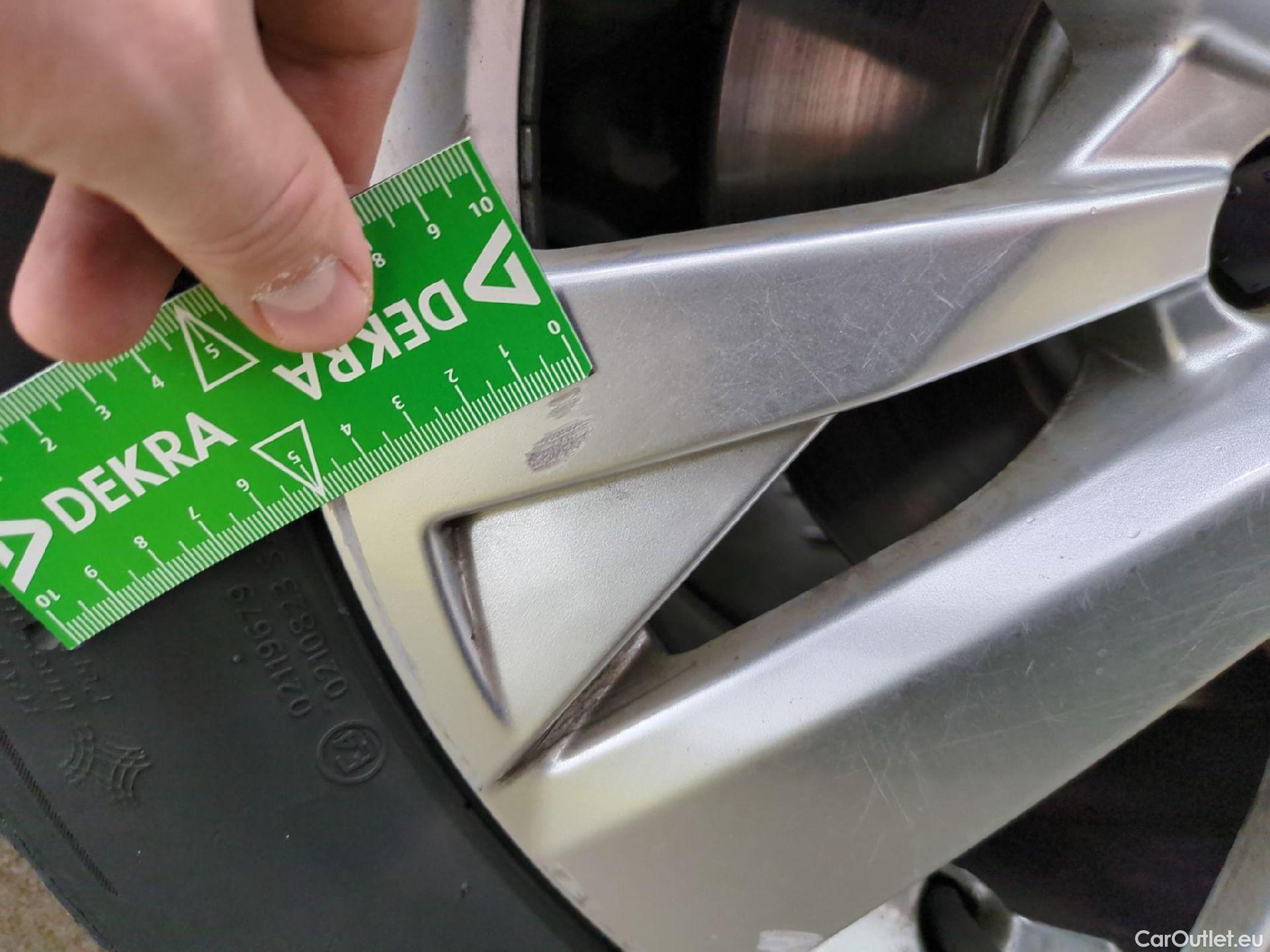  Peugeot  3008  Active Business 1.5 HDi 130CV BVA8 E6d #16