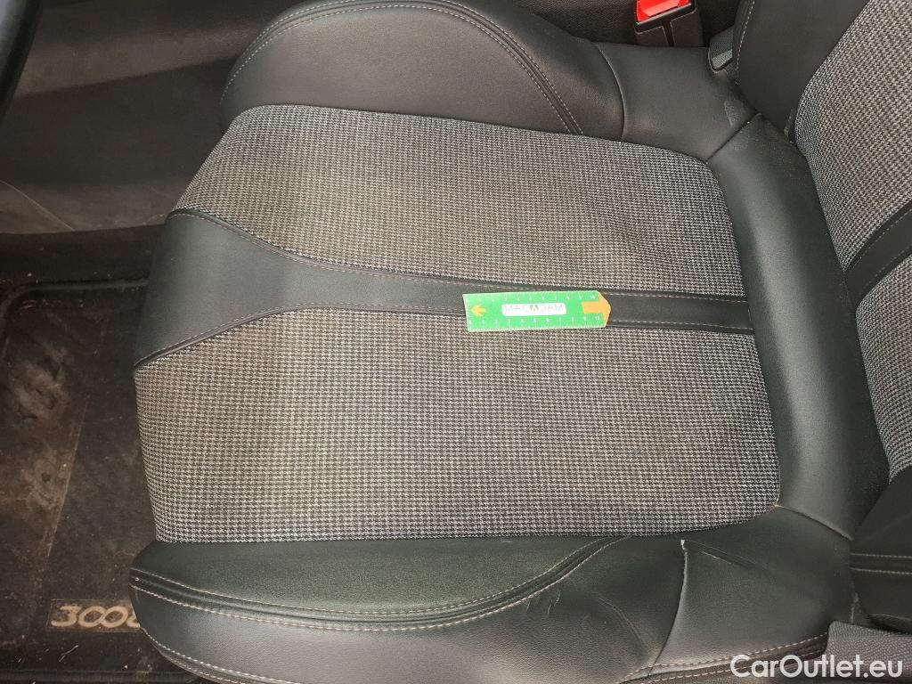  Peugeot  3008  Allure Business 1.5 HDi 130CV BVM6 E6dT #37