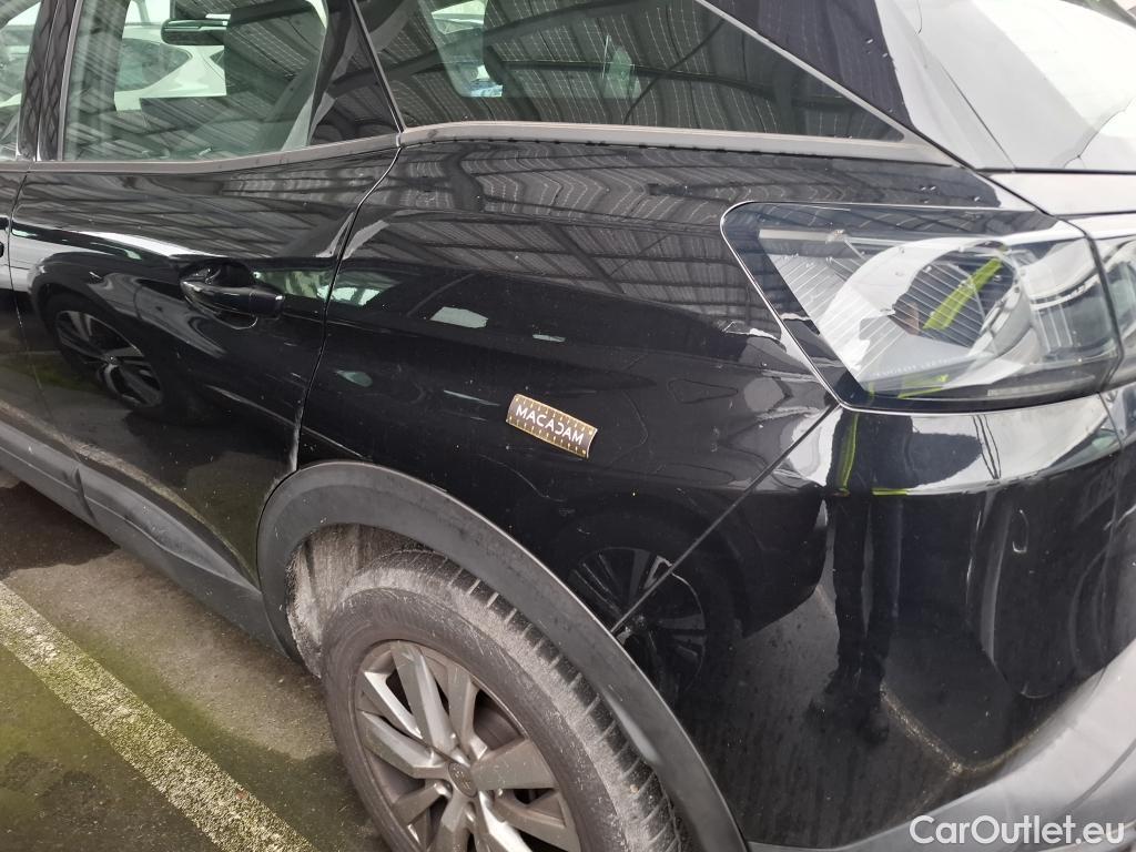  Peugeot  3008  Active Pack 1.5 HDi 130CV BVA8 E6d #26