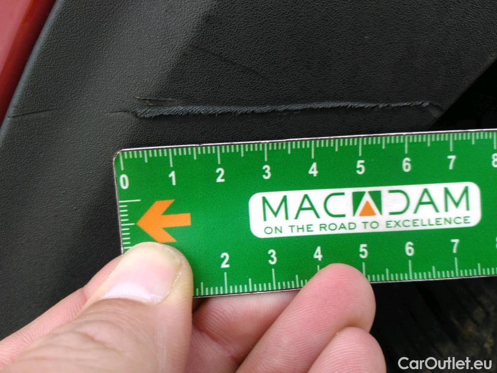  Peugeot  5008  Allure Pack 1.5 HDi 130CV BVM6 7 Sieges E6d #44