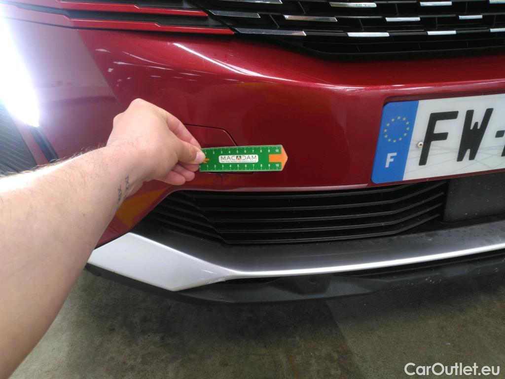  Peugeot  5008  Allure Pack 1.5 HDi 130CV BVM6 7 Sieges E6d #25