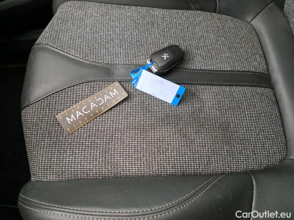  Peugeot  5008  Allure Business 1.5 HDi 130CV BVM6 E6d #35