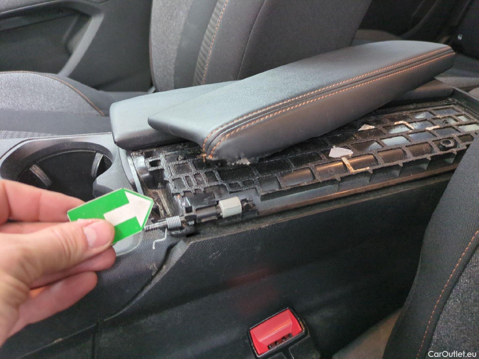  Peugeot  5008  Active Business 1.5 HDi 130CV BVM6 E6dT #2