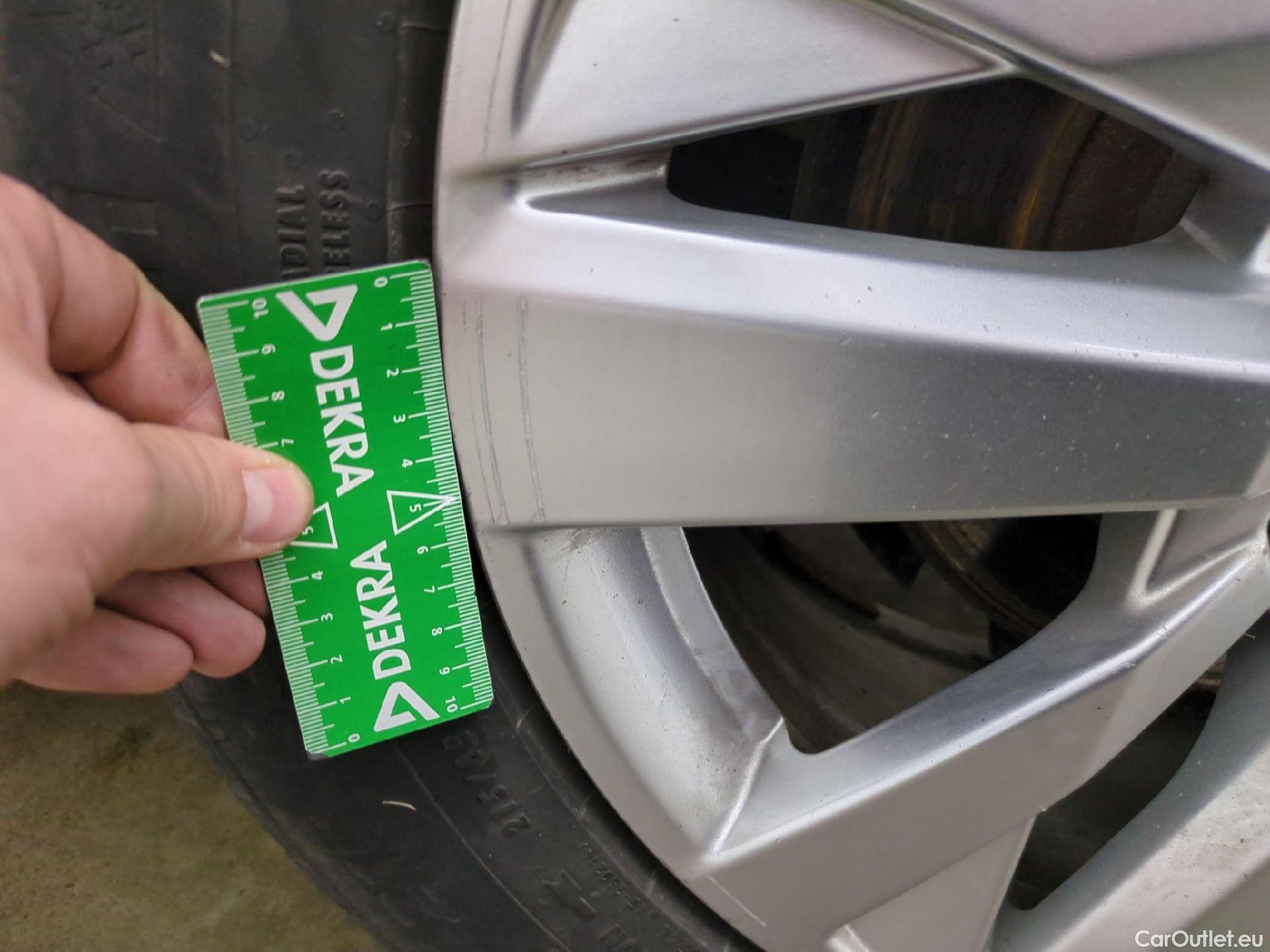  Peugeot  5008  Active Business 1.5 HDi 130CV BVM6 E6dT #31