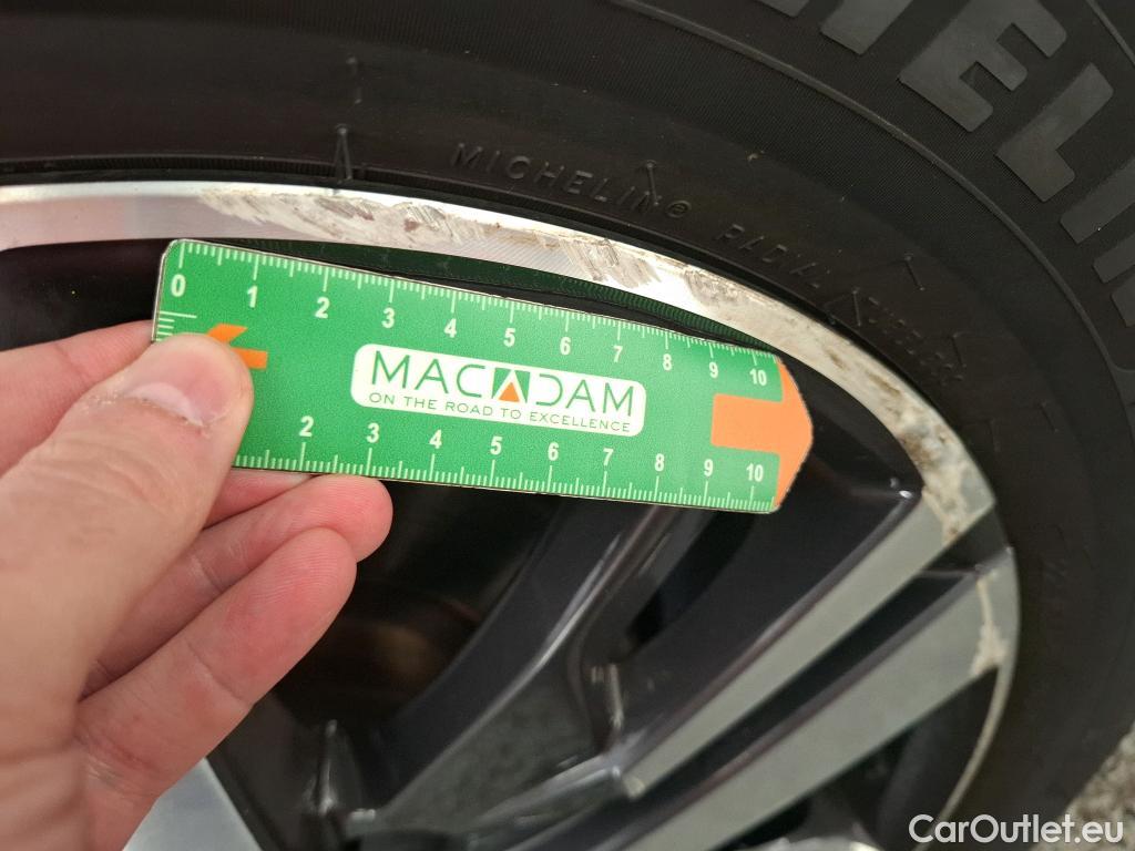  Peugeot  5008  Allure 1.5 HDi 130CV BVA8 7 Sieges E6d #10