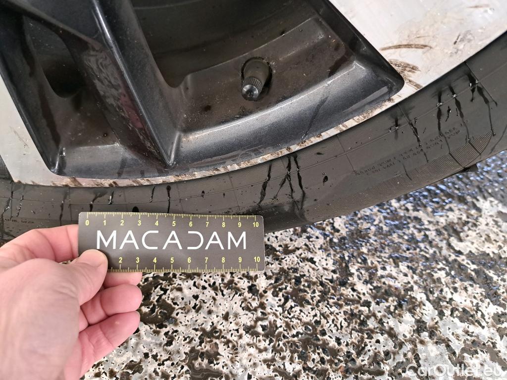  Peugeot  5008  Allure Business 1.5 HDi 130CV BVM6 E6d #25