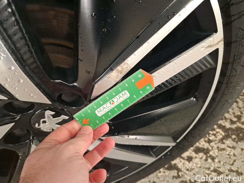  Peugeot  5008 PEUGEOT  / 2020 / 5P / SUV BlueHDi 180 S&S EAT8 GT Pack #14