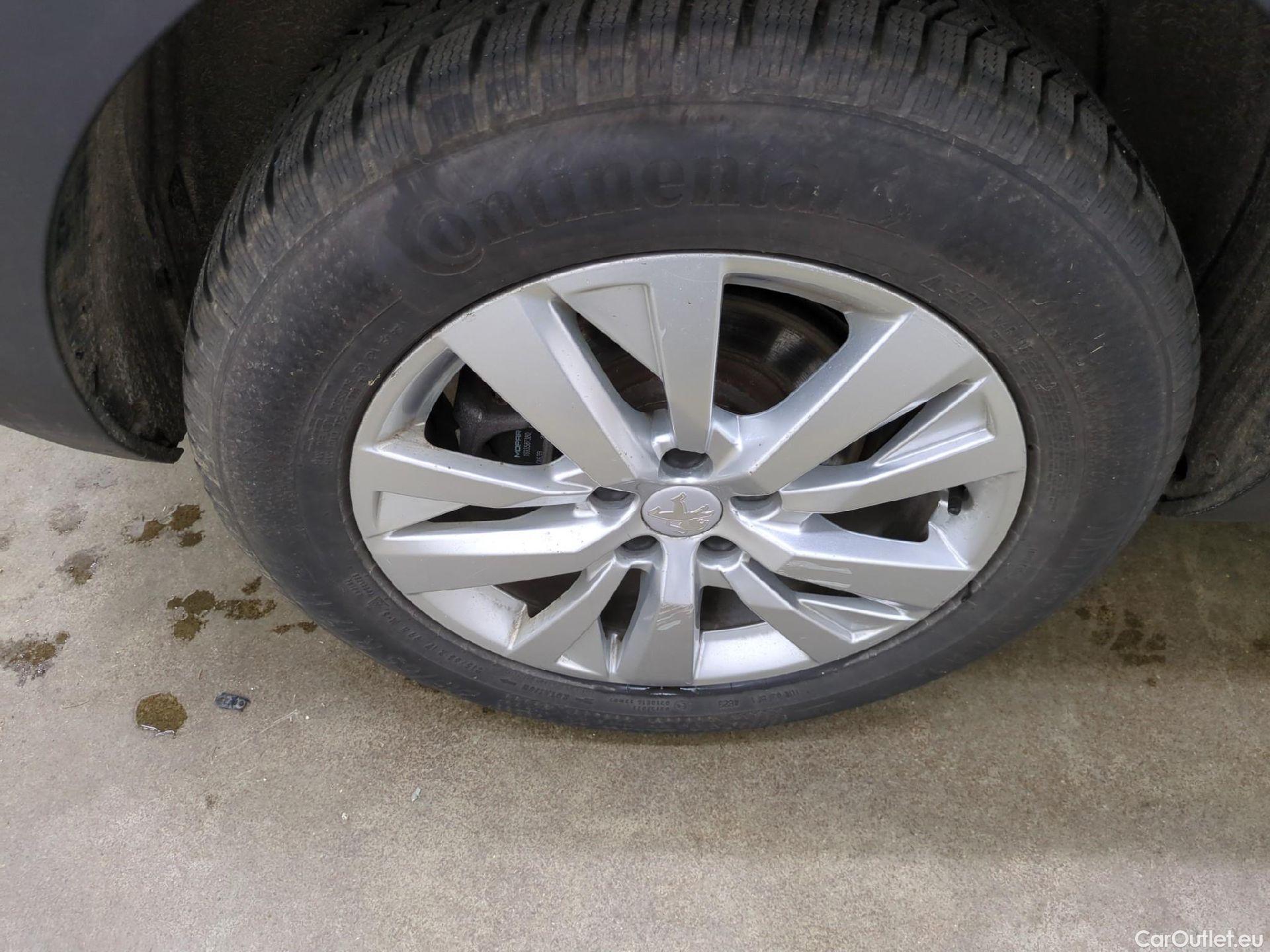  Peugeot  5008  Active Business 1.5 HDi 130CV BVM6 E6dT #37