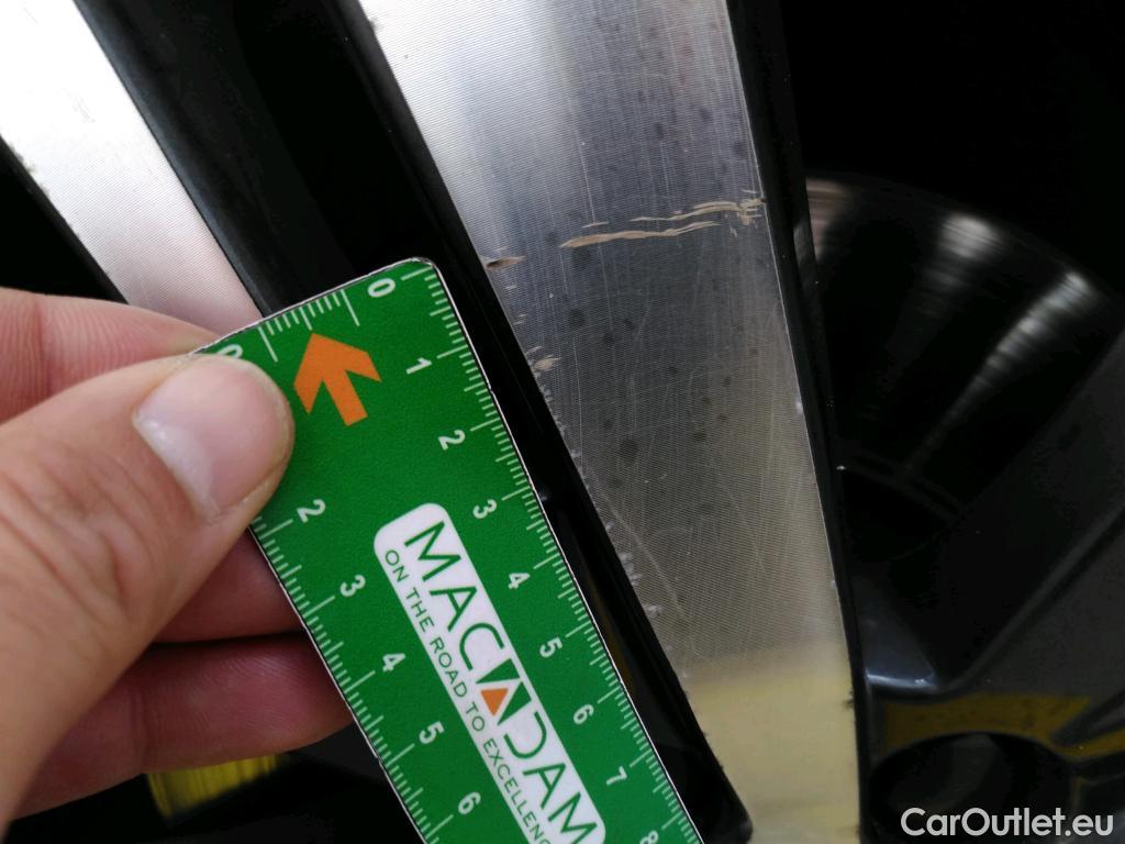  Peugeot  5008  Allure Pack 1.5 HDi 130CV BVM6 7 Sieges E6d #11