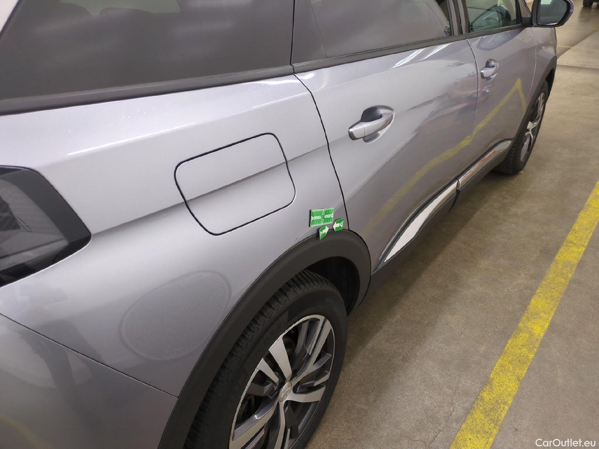  Peugeot  5008 PEUGEOT  / 2020 / 5P / SUV BlueHDi 130 S&S EAT8 Allure #13