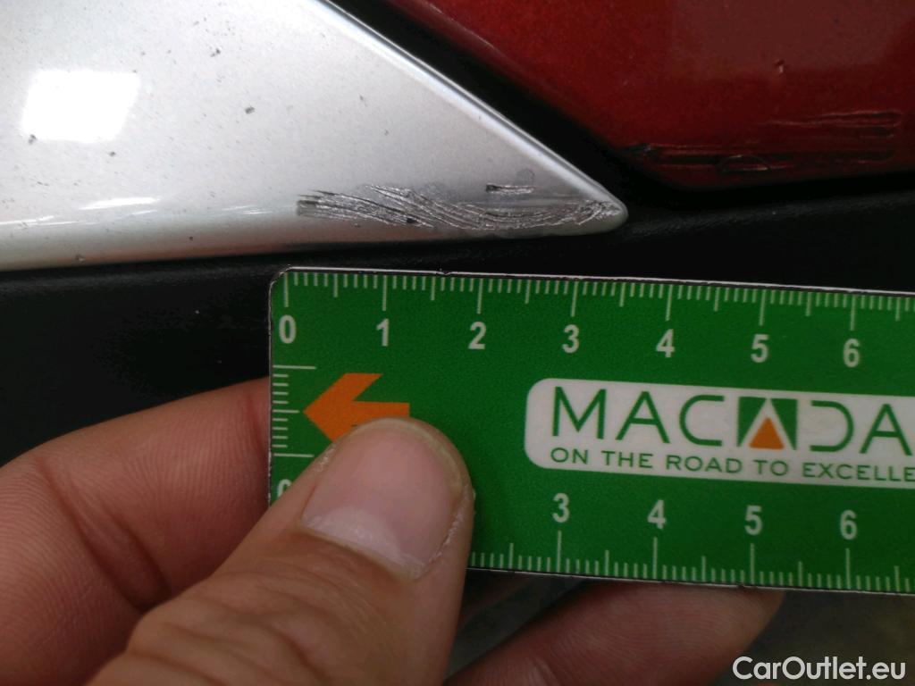  Peugeot  5008  Allure Pack 1.5 HDi 130CV BVM6 7 Sieges E6d #42