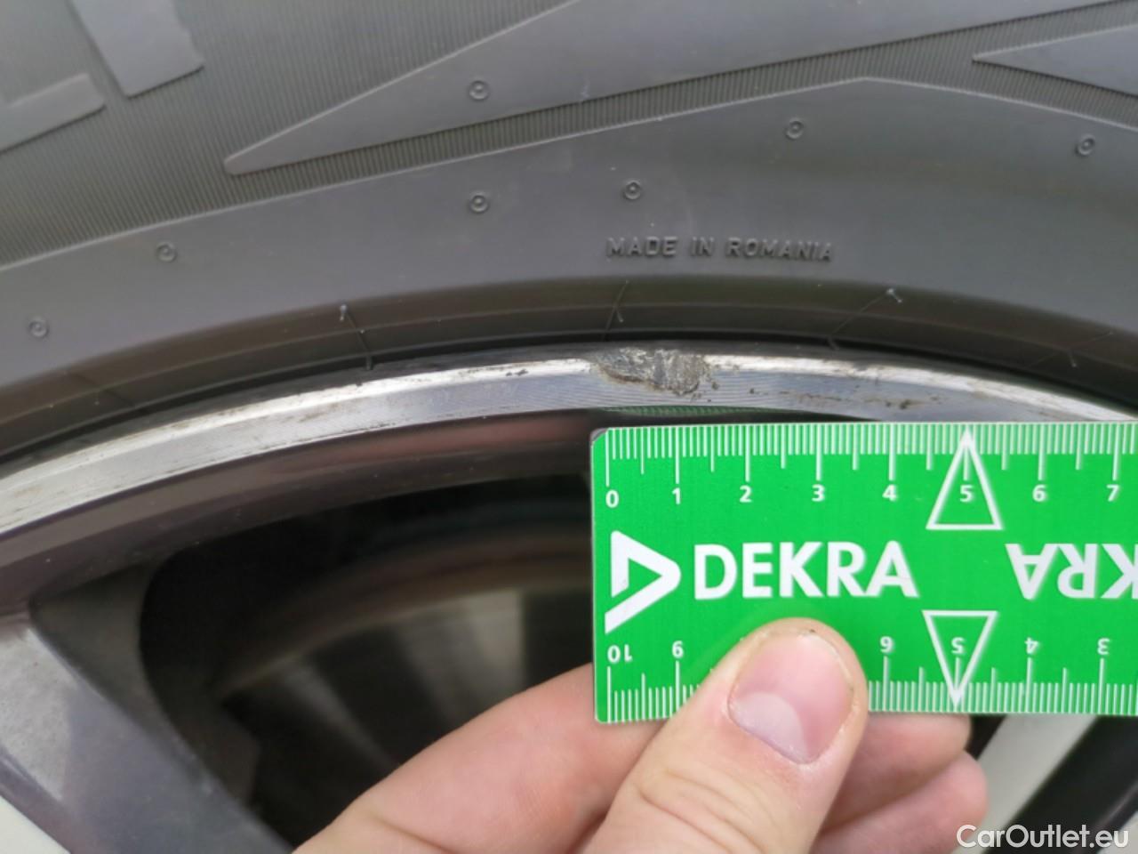  Peugeot  5008 PEUGEOT  / 2020 / 5P / SUV BlueHDi 130 S&S EAT8 Allure #10