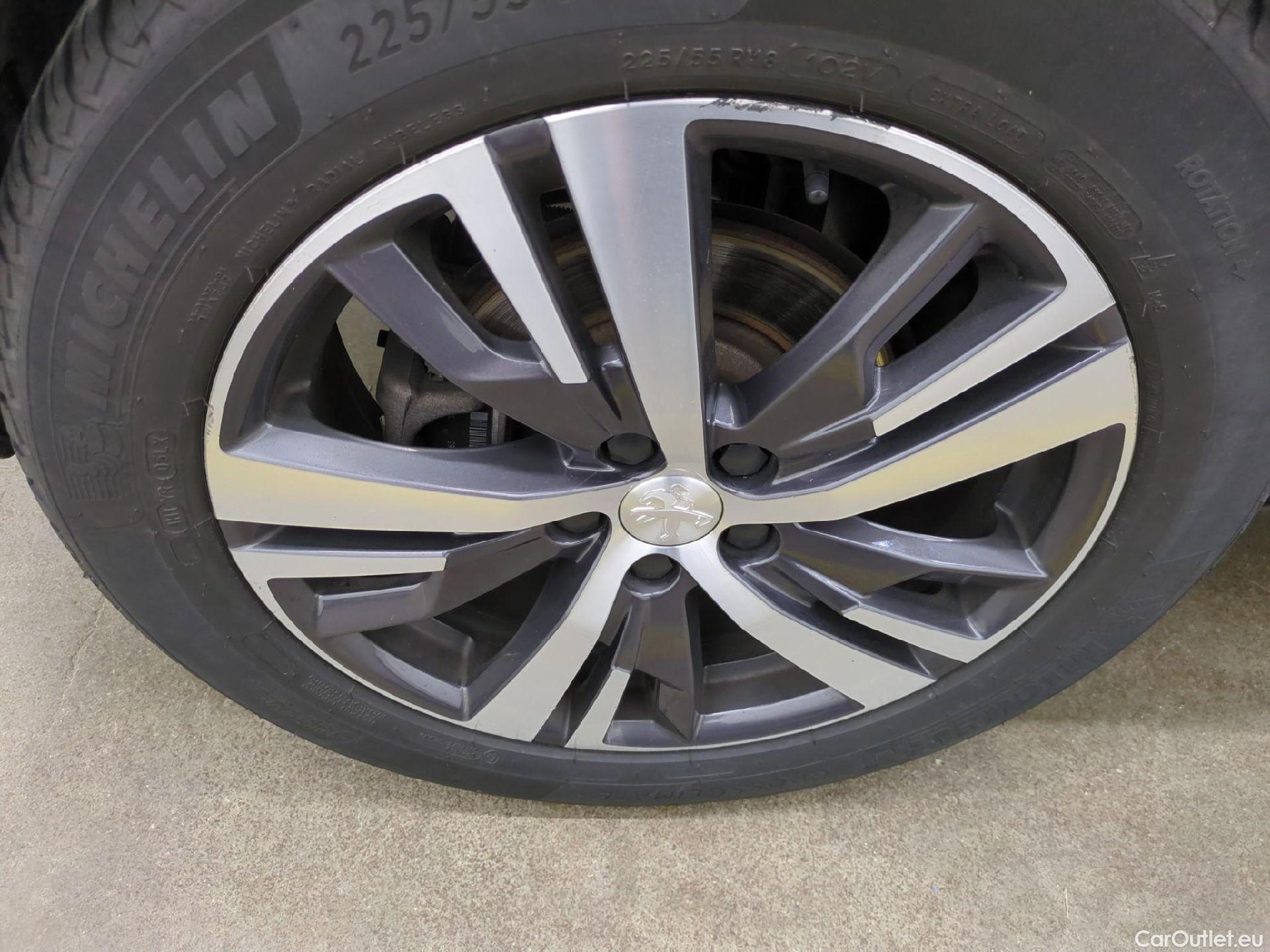  Peugeot  5008 PEUGEOT  / 2020 / 5P / SUV BlueHDi 130 S&S EAT8 Allure #12