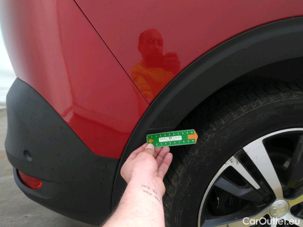  Peugeot  5008  Allure Pack 1.5 HDi 130CV BVM6 7 Sieges E6d #43