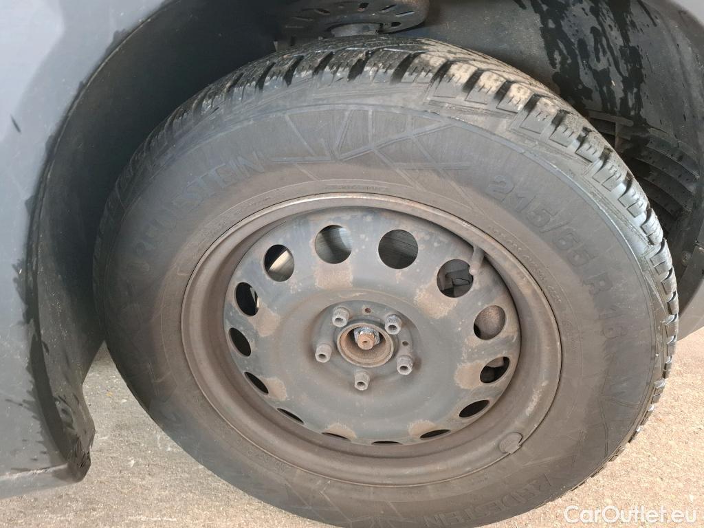  Peugeot  RIFTER  Active L1 1.2 PureTech 110CV BVM6 7 Sieges E6dT #9