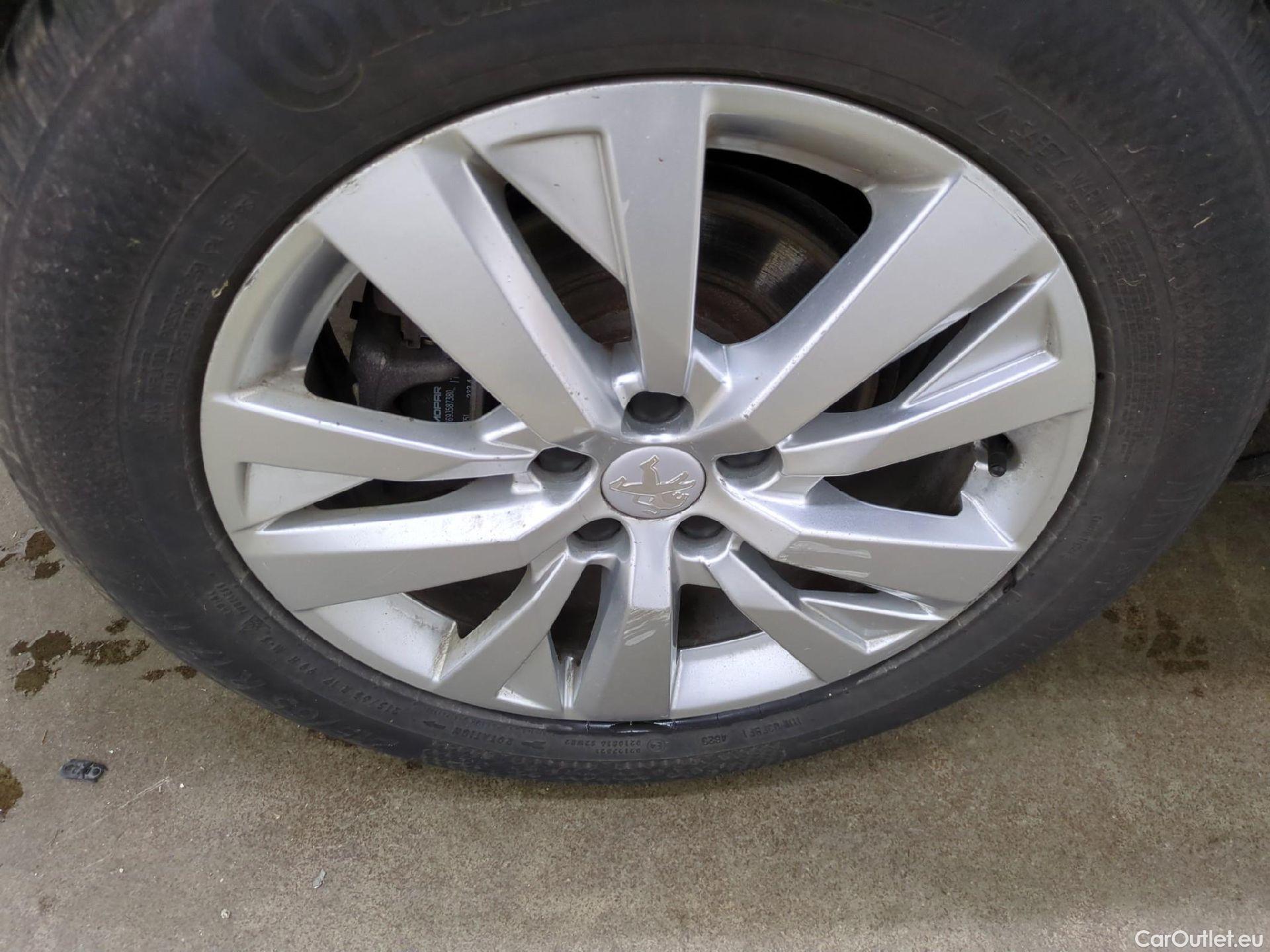  Peugeot  5008  Active Business 1.5 HDi 130CV BVM6 E6dT #39