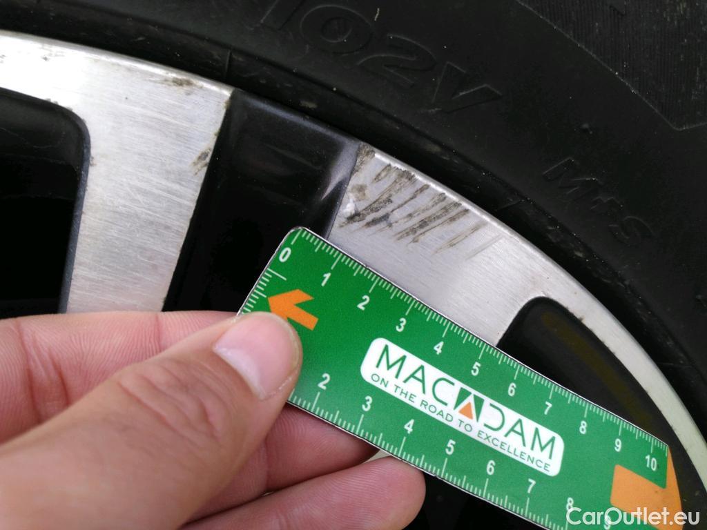  Peugeot  5008  Allure Pack 1.5 HDi 130CV BVM6 7 Sieges E6d #14