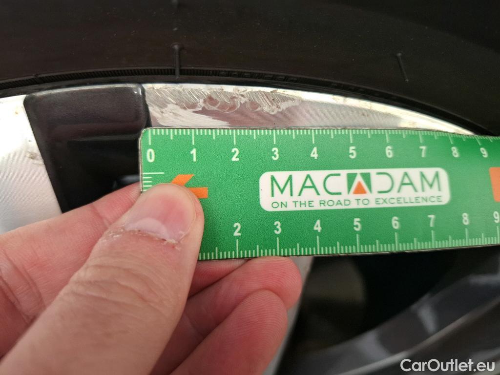  Peugeot  5008  Allure 1.5 HDi 130CV BVA8 7 Sieges E6d #9