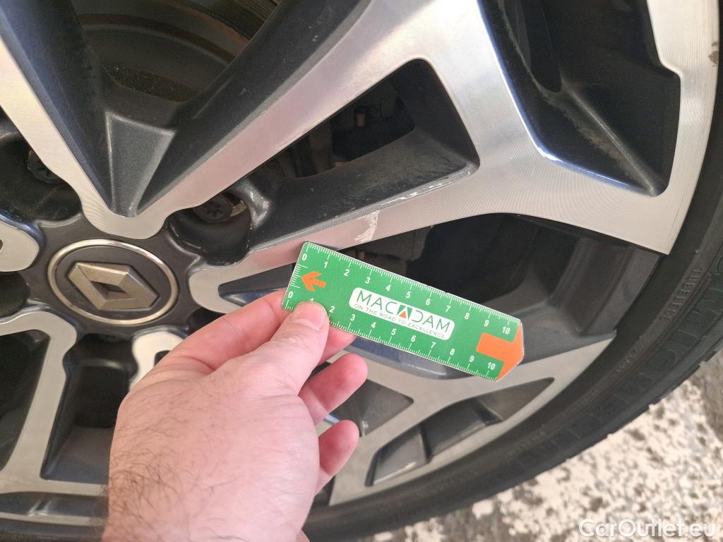  Renault  Kadjar RENAULT  / 2018 / 5P / Crossover Intens TCe 140 EDC FAP(SL) #20