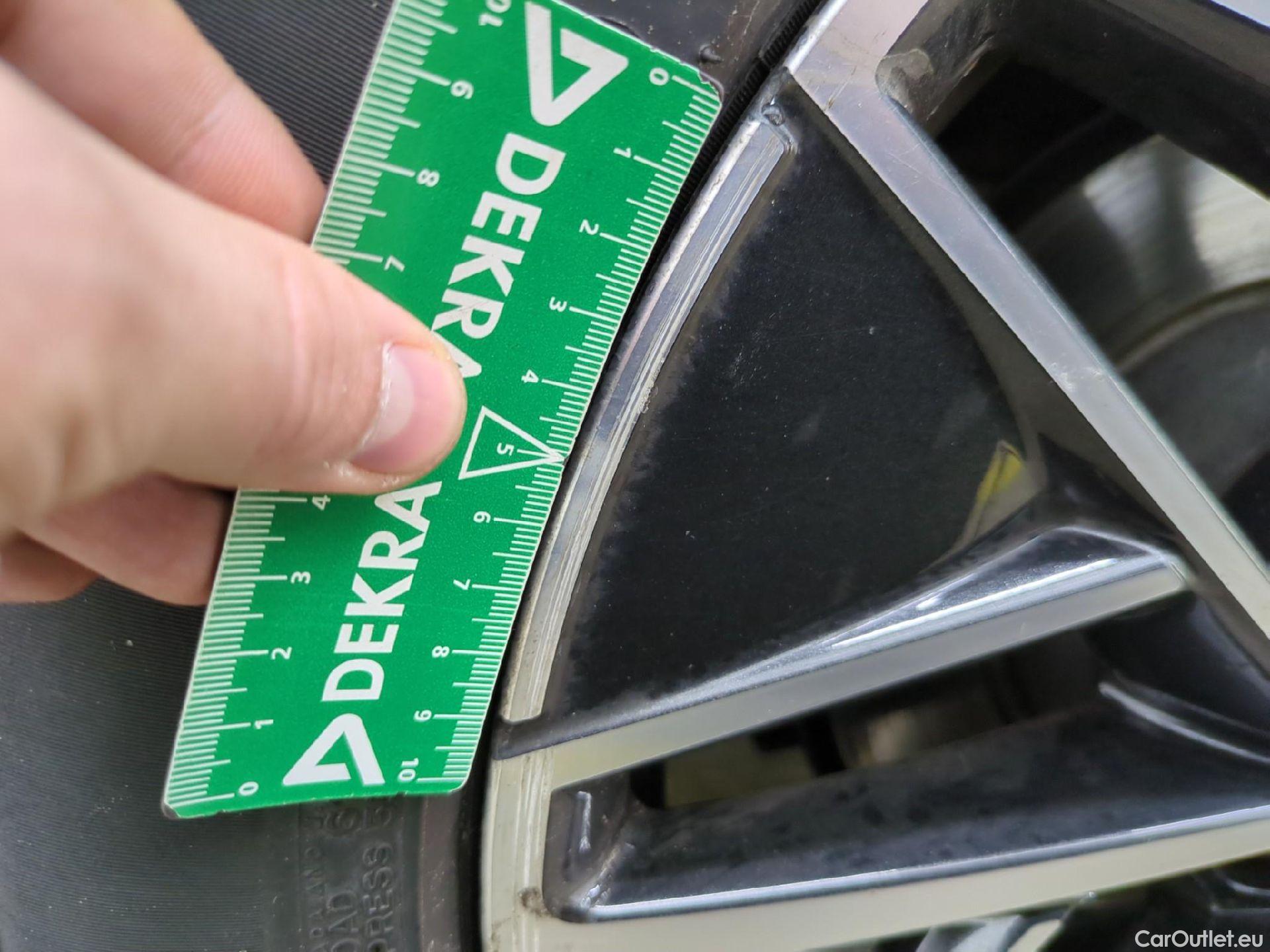  Skoda  Octavia  Berline Business 2.0 TDI 150CV BVA7 E6d #8