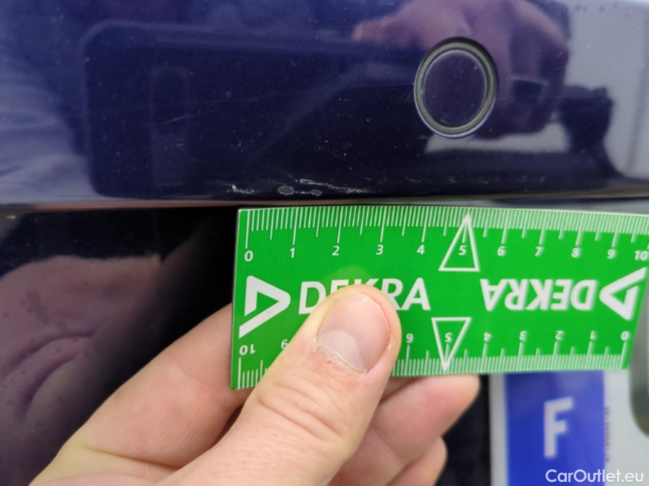  Volkswagen  Golf  VOLKSWAGEN / 2020 / 5P / Berline 2.0 TDI SCR 115 DSG7 Life Busi #20