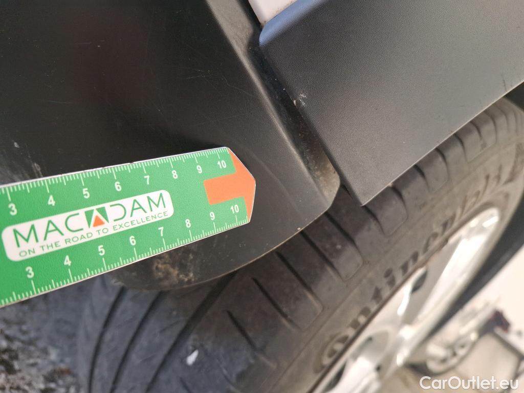  Citroen  C3  Société Feel 1.5 BlueHDI 100CV BVM5 E6dT #34