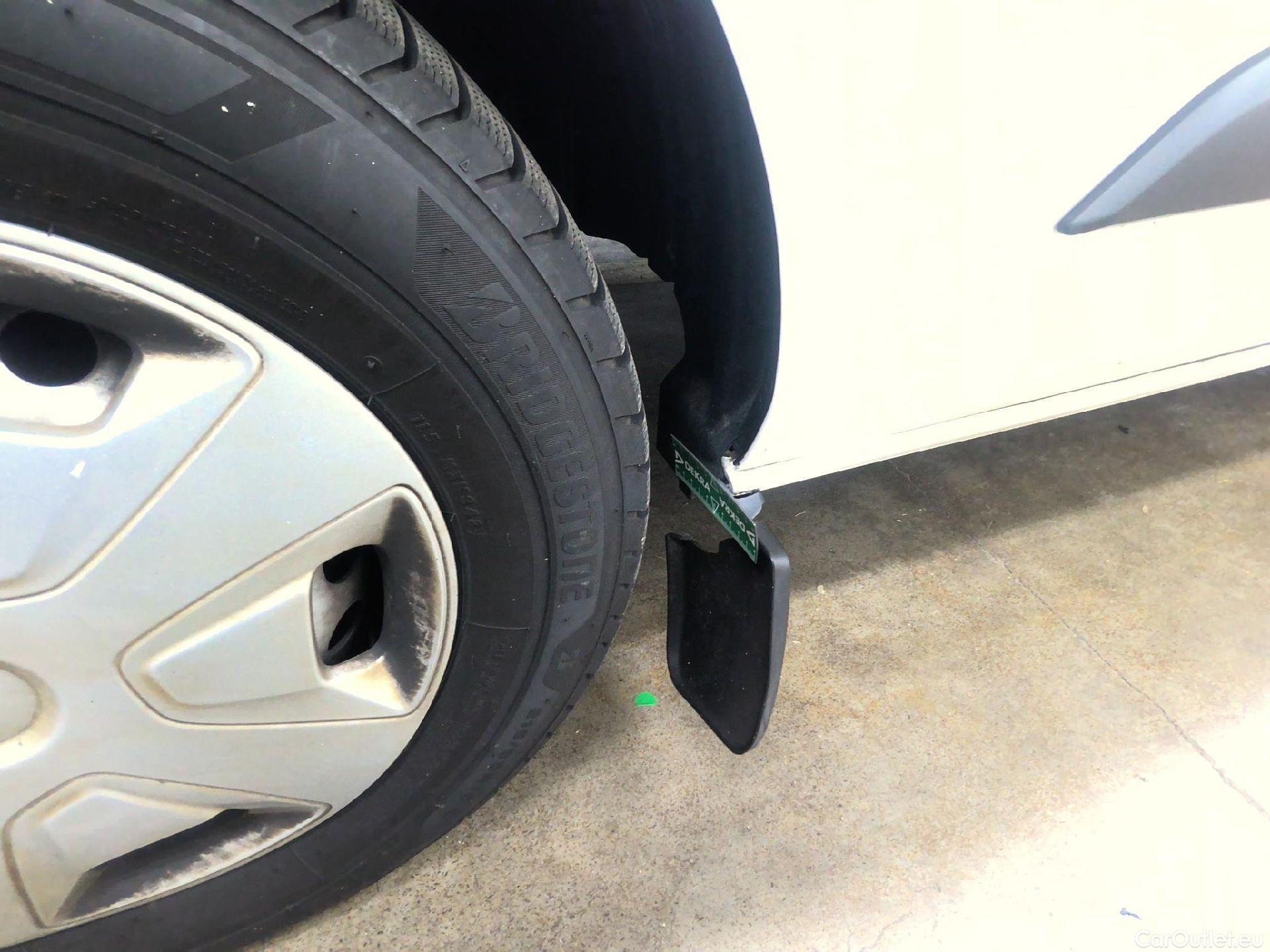  Ford  Transit FORD  Custom / 2018 / 4P / Fourgon tôlé 2.0 ECOBLUE 130 300 L1H1 TREND BUSINESS #6