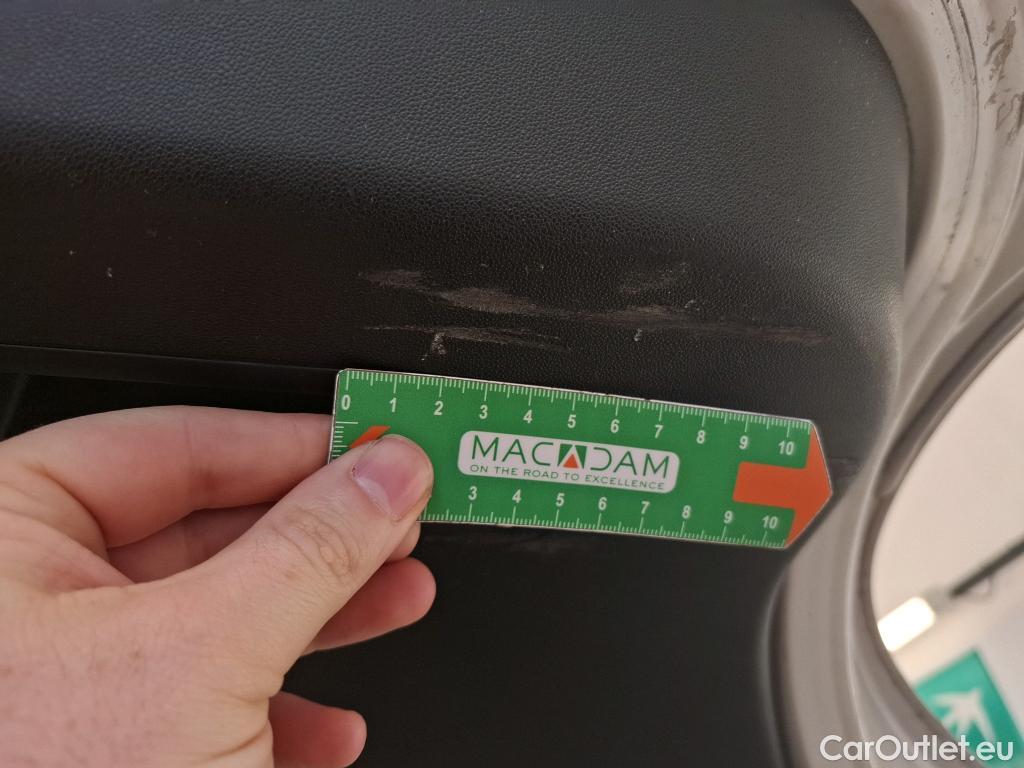  Citroen  C3  Société Feel Business R 1.2 PureTech 80CV BVM5 E6 #34