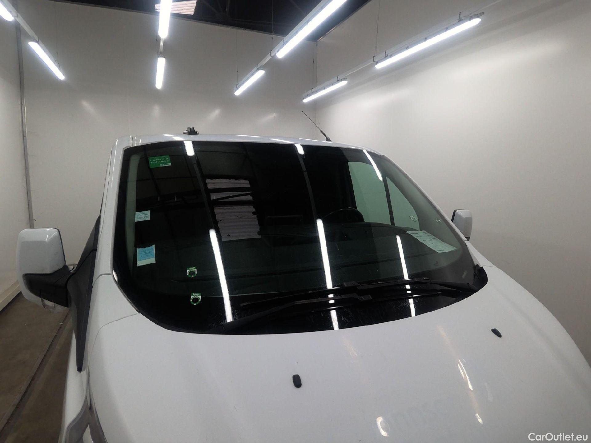  Ford  Transit FORD  Custom / 2018 / 4P / Fourgon tôlé 2.0 ECOBLUE 130 300 L1H1 TREND BUSINESS #33